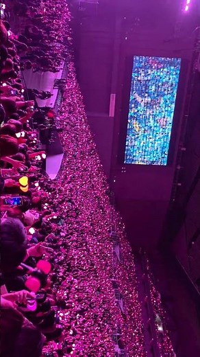 BLACKPINK Blinks vibing to jump before concert starts in Deadline Concert Ph Arena Bulacan