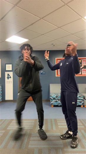 @luhshaqyt 🕺🏾🕺🏾 | shaq wiggle wiggle