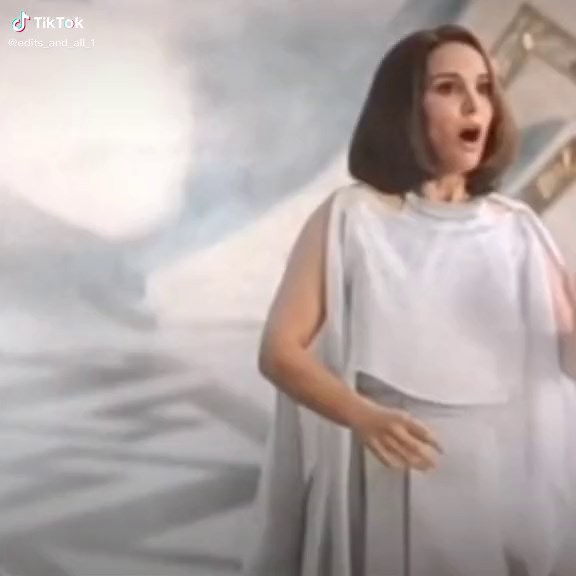 Heimdall's Death in Avengers: Infinity War - Thor Love and Thunder