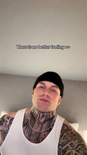 Experience the Bliss of a Fresh Bed with Music