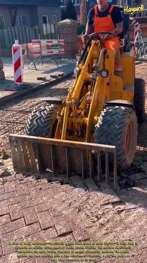 Paving Block Removal Process Using Small-Scale Heavy Equipment