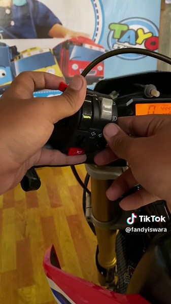 Cara Pasang Holder Vixion di CRF: Tutorial Mudah!