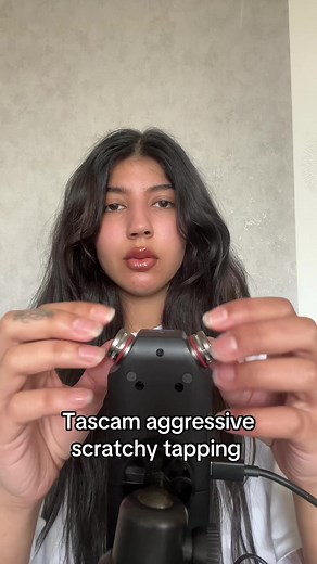 Finally it’s in stereo mode enjoy with earphones better ! #asmr #asmrcommunity #tascamasmr #micscratching #fastandaggressive