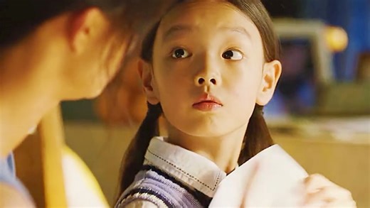 妈妈以为女儿爱慕虚荣 得知真相后泪目了 。