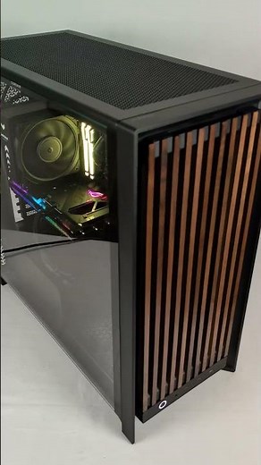 The #corsair 5000D Wood frame is GORGEOUS! #corsair #gamingpc
