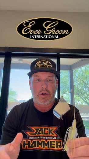 Slow It Down This Fall with the LOUD BUZZ When the water cools and the bass start keying in on slower-moving topwater baits, the LOUD BUZZ is your go-to. Its custom offset aluminum prop, stainless steel shaft, and aluminum rivet deliver unmatched durability, while maximizing noise and surface commotion to pull strikes from a distance. At 5¼” and 3/8 oz, it’s perfectly tuned for fall topwater action when fish want something deliberate and LOUD. Type: Topwater Length: 5¼” (135mm) Weight: 3/8 oz Ho