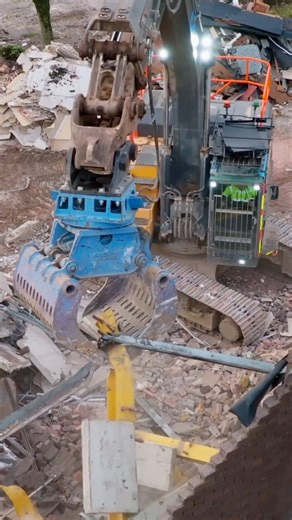 Collins Demolition dismantling a former office complex utilising one of our demo spec Volvo EC750s with steel shears along an EC380 and selector grab. #collinsdemolition #collinseathworks #excavator #demolition #selectorgrab #steelshears #demolitionshears | Collins Earthworks Ltd