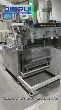 Automatic mesh ends hooking and pressing machine