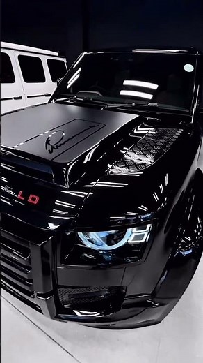 Discover the POWER of 2025 Land Rover Defender 110 D350 HSE