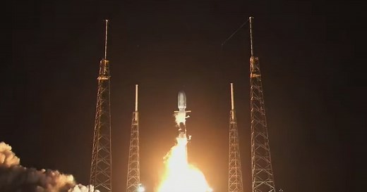 Kennedy Space Center offers ultimate launch viewing package for visitors: Get ready to feel the heat!