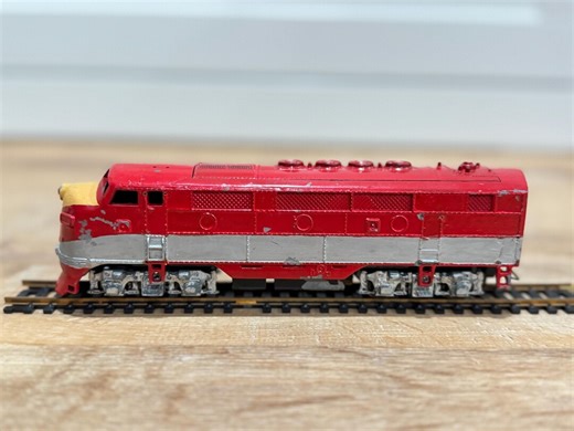 Vintage Varney HO Scale Santa Fe F3/F7 Locomotive | Warbonnet Livery | Runs Foward - Etsy