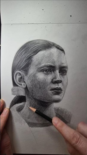 Draw Max from Stranger Things #strangerthings #pencilsketch