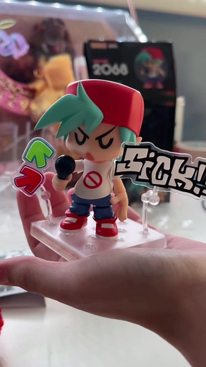 hes so cute and silly #nendoroid #fridaynightfunkin #unboxing #figurecollector