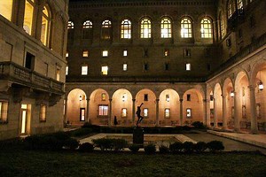 ボストンパブリックライブラリー ボストンの豪華図書館 - Petite New York