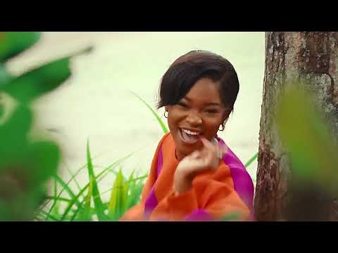 INDIRA - C’est Plus Beau Le Soleil (Clip Officiel)