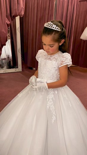 How adorable is our gorgeous princess!!😍 Discover the beauty of our communion dresses. Our curated collection offers a range of styles fit for a princess. Don’t miss out on finding the perfect dress, visit us today in-store or shop online! #communiondress #communiondressglasgow #glasgowcommuniondress #kidscommunionoutfit #holycommuniondress #holycommuniondressglasgow #holycommuniondressscotland #FlowerGirlsDresses #FlowerGirlsDressesScotland | Carriage and Castles