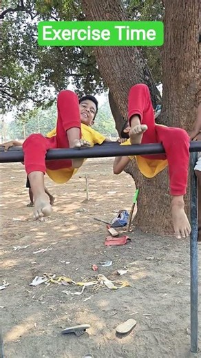 2 little monkeys exercise