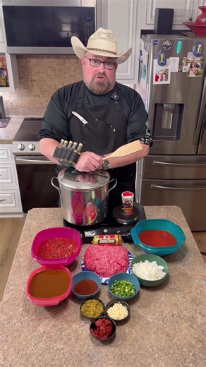 This Chili Recipe has been winning Cookoffs for 20 years! #coldweather #comfortfood #chili #recipe #gamedayfood