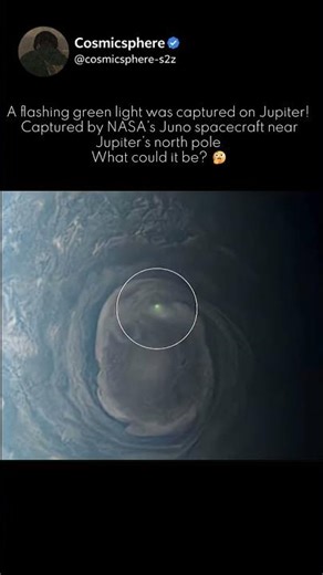 Why Rare green lightning flash on Jupiter ?
