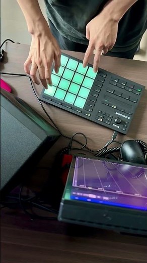MASCHINE MIKRO MK3 BEATMAKING