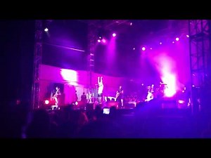 Paramore - Fences - Soundwave Adelaide 2013