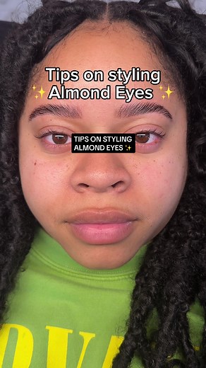 If you’re struggling with styling & mapping, KEEP READING 👀⬇️ I know how hard it can be to try to figure out what kind of eye shape your client has. Just remember that the eye shape will determine what kind of style would work best. 1. Almond Eyes: work best with any style, but Cat Eye is the most flattering. 2. Round eyes: work best with Cat Eye 3. Wide-Set Eyes: Concentrate the longest lashes towards the middle of the eyes to bring them closer together. 4. Upturned Eyes: This shape looks grea