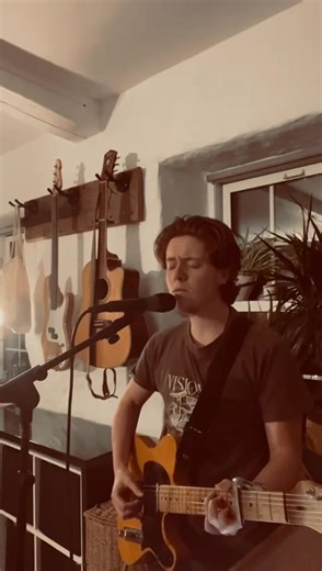 Happy New year everyone. Its a slow period for gigs at the moment which gives me the chance to learn new songs and fall in love with music again. Here is a little cover of Kodaline's 'All I Want'. I hope you enjoy. | Faolán Griffin Music