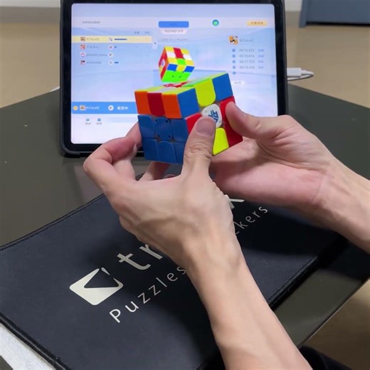 ルービックキューブの対戦 GAN12 ui 20260206 (13.304 s)