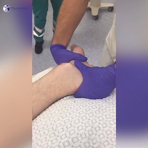 😨This is actual footage from one of our patients in the emergency department.😨 He fell of his bike sideways and suffered an external rotation trauma of the ankle which led to a complex fibula fracture and hairline fracture in the tibia. Salute to his bravery as his talus was repositioned without narcosis or even any pain medication (which is actually crazy!) 💪👏 | Physiotutors