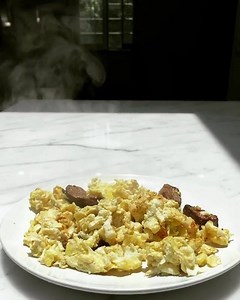 526K views · 22K reactions | When the eggs and buffalo are steamin’, it’s a good mornin’. Enjoy your Sunday.  酪 | Dwayne The Rock Johnson | Facebook