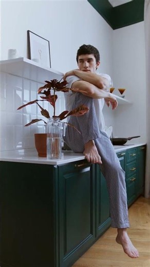 The Real Reason You Keep Reopening the Empty Fridge