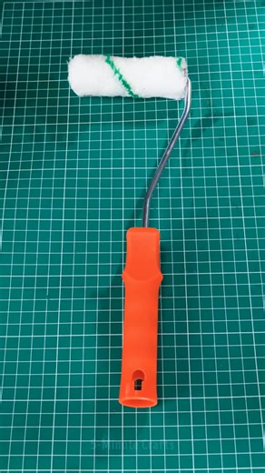 5-Minute Repair on Instagram: "Useful paint roller hack"
