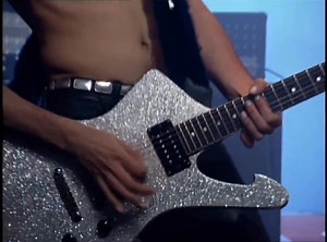 Spiders - System Of A Down live on Late Night with Conan O'Brien 2000 #systemofadown #systemofadownforever #soad #fypシ | System Of A Down forever
