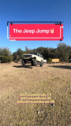 I didn’t think I’d get all four off the ground🤣🤘🏻#fyp #junkyard #xj #jeep #jump