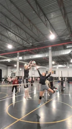 COMMUNICATION ON POINT! ~PLAY MORE VOLLEYBALL! #shorts #viralshort #fyp #volleyball #pov #haikyuu