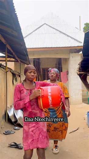 My overprotective mummy | Akudo