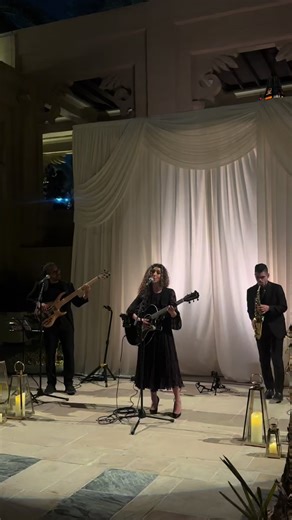 An unforgettable evening in Dubai as Shana took the stage at Dolce & Gabbana’s special showcase, celebrating Italian elegance through an exclusive presentation of fashion and beauty collections. A night defined by sound, style, and refined atmosphere. أمسية استثنائية في Dubai مع تألّق شانا على المسرح خلال فعالية دولتشي آند غابانا الخاصة، احتفاءً بالأناقة الإيطالية عبر عرض حصري لمجموعات الموضة والجمال. ليلة راقية تميّزت بالأناقة والتفرّد@SS.HH.A.N.A #dolcegabbanabeauty #dolcegabanna #dolceandgabb