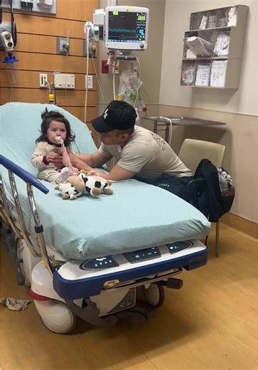 Está Navidad 🎄 fue un poco tristona por estos rumbos. Yamilex amaneció en la sala de emergencias, le diagnosticaron VRS y con síntomas tempranos de neumonía 😓😓