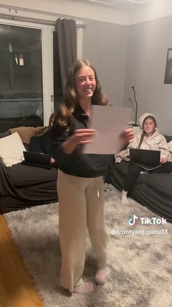 Guest appearance at the end🤩🤩 #spins #nospottingallowed #fall