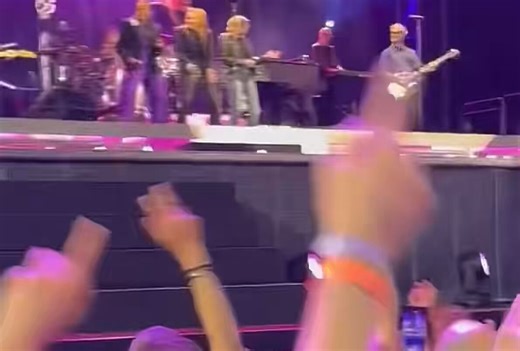 Do you think Bruce Springsteen will bring the big man up on stage again?