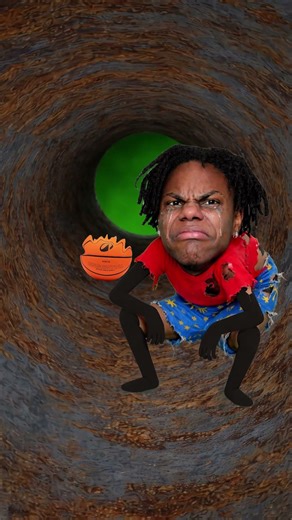 Ishow Speed poops in a pipe in Roblox Brookhaven #ishowspeed