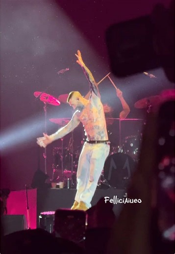 It’s been a week, but the vibes are still so strong! 🎤❤️ #maroon5 #maroon5jakarta @