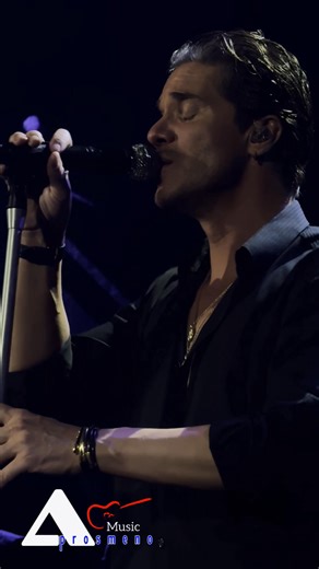 Νίκος Οικονομόπουλος - Μετά || Nikos Oikonomopoulos - Meta (Live) Μουσική: Αντώνης Βαρδής Στίχοι: Βασίλης Γιαννόπουλος 1η Ερμηνεία: Γιάννης Βαρδής & Πασχάλης Τερζής Video by: nikolnpavlova on TikTok #NikosOikonomopoulos #Meta #AprosmenoMusic #GreekMusictotheMax #AntonisVardis #VasilisGiannopoulos #Aprosmeno | Aprosmeno Music