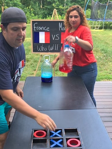 Big Bottle Flip Tic Tac Toe: Fun Family Challenge & Tricks