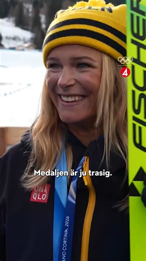 Frida Karlsson om Ebbas trasiga medalj 🥈😅 Följ hela vinter-OS på TV4 och SVT! | TV4 Sport