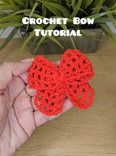 crochet bow tutorial with mesh stitch. #crochet #crochetersoftiktok #bow #red #crocheter