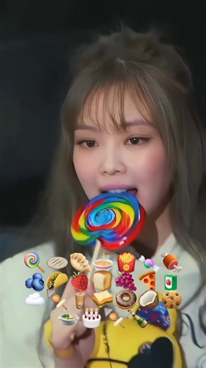Jennie Eating Fancam Moments | Blackpink Mukbang Video