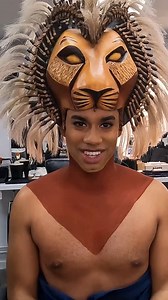Gwendal Marimoutou au make up ! Un superbe timelapse réalisé avec l'interprète de Simba en guest ! #spectacleroilion#roilion #artiste #maquillage #timelapse Raphaël Perrier Paris Maqpro Paris | Le Roi Lion - Le Musical