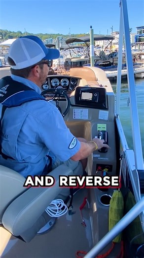 266K views · 2K reactions | Docking a pontoon boat #boating #dock #pontoonboats #yourbridgetoboating #highlandsnj #bridgemarina | Bridge Marina, Inc. | Facebook