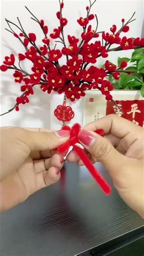 Invite your friends to make red handmade plum blossoms together. It’s really festive and beautif